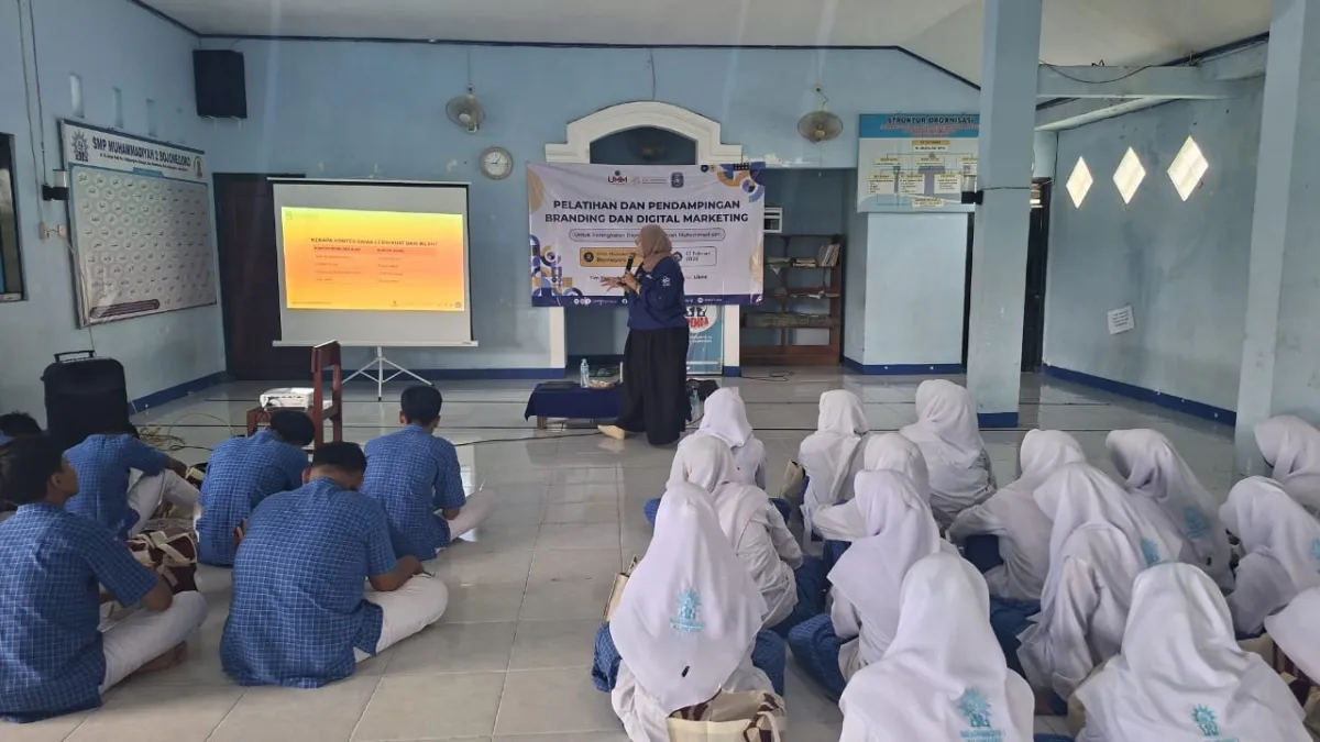 Tinggalkan Cara Kuno, Siswa SMAM 1 Bojonegoro Dilatih Jadi 'Influencer' Sekolah Lewat Strategi Student Generated Content