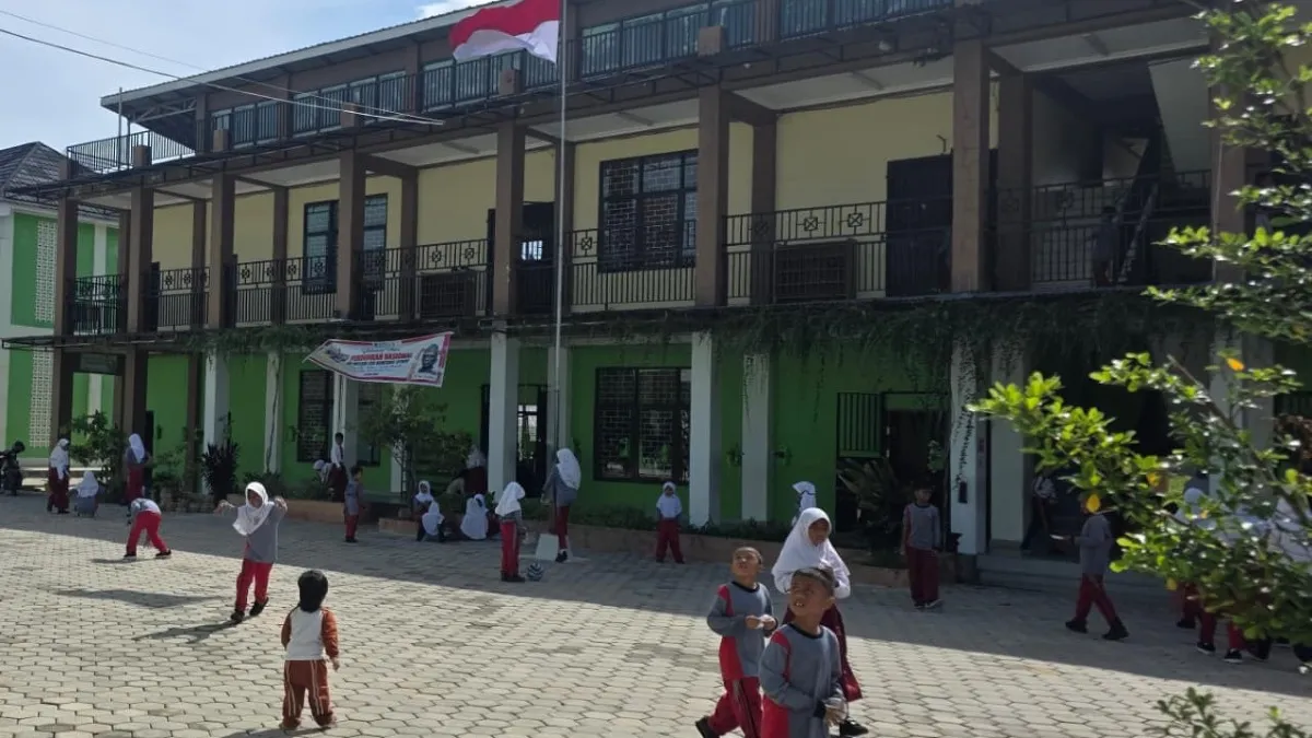 SPMB Diperpanjang, SDN 010 Bontang Utara Terapkan Pendaftaran Manual untuk Hindari Pergeseran Data