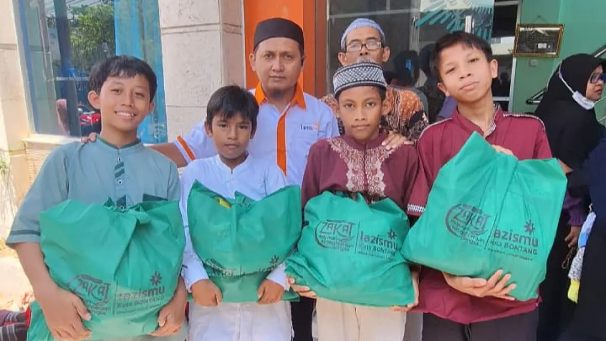 Kepercayaan Masyarakat Naik 13 Persen, Lazismu Bontang Salurkan 750 Paket Kado Ramadan 1447 H