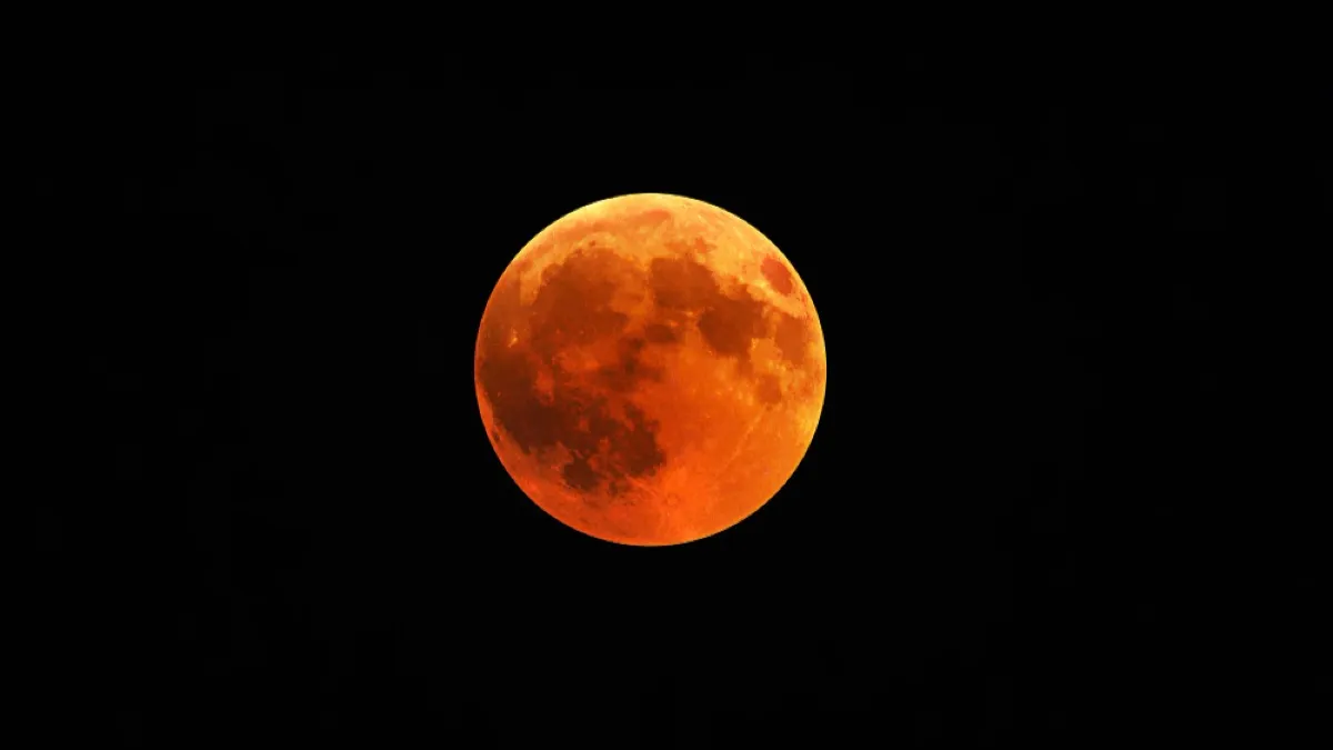 Jadwal Lengkap dan Jam Puncak Gerhana Bulan Total Malam Ini, Cek Waktu Mulainya di Sini!