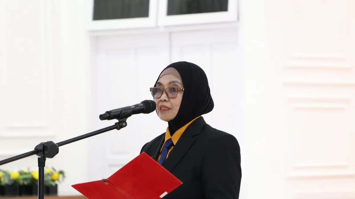 Wali Kota Neni Lantik 4 Kadis dan 10 Kepala Sekolah, Tekankan Sekolah Bebas Bullying