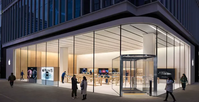 Menanti iPhone Lipat Pertama dari Apple, akan Meluncur di 2027?