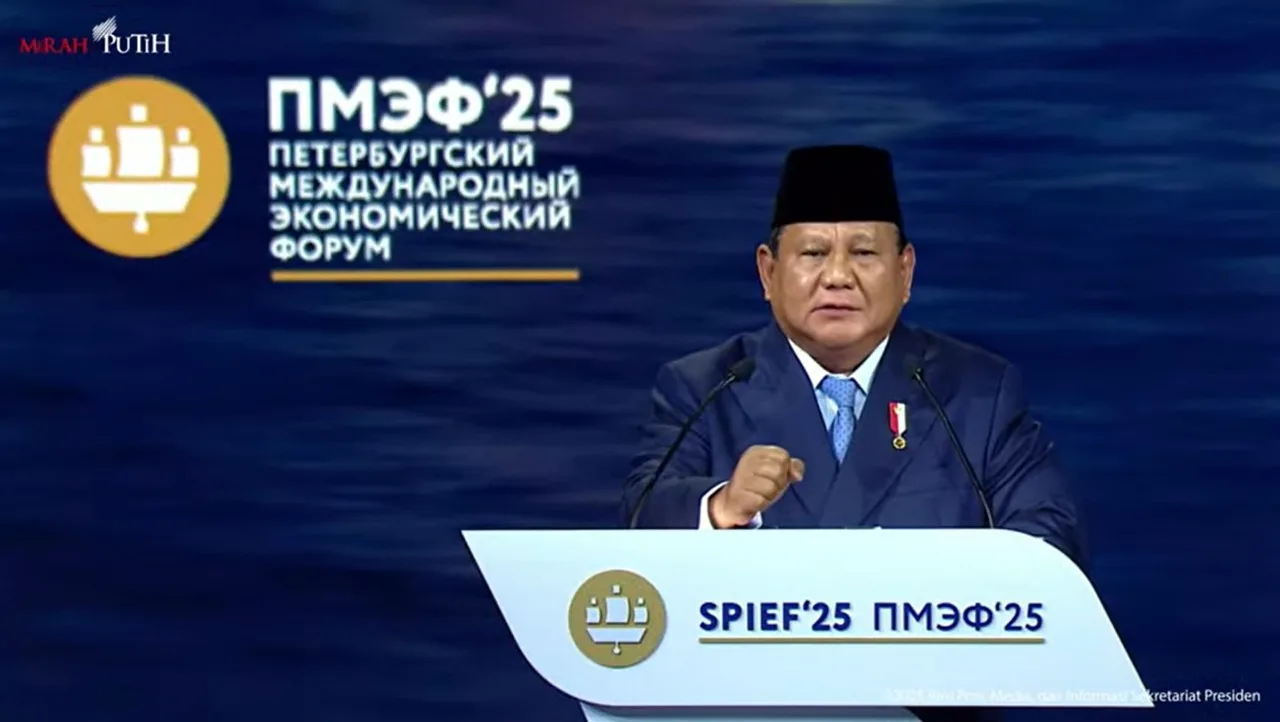 Di Hadapan Putin, Prabowo Ungkap Alasan Absen di KTT G7