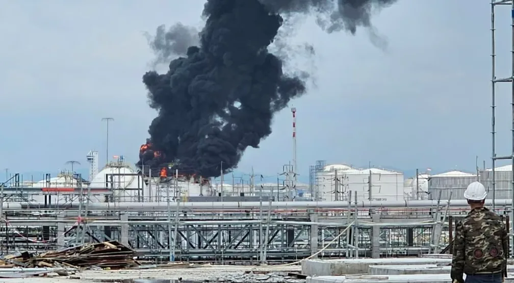 Kilang Gas di Kawasan Industri Thailand Alami Kebakaran Besar, 1 Pekerja Tewas dan 4 Terluka