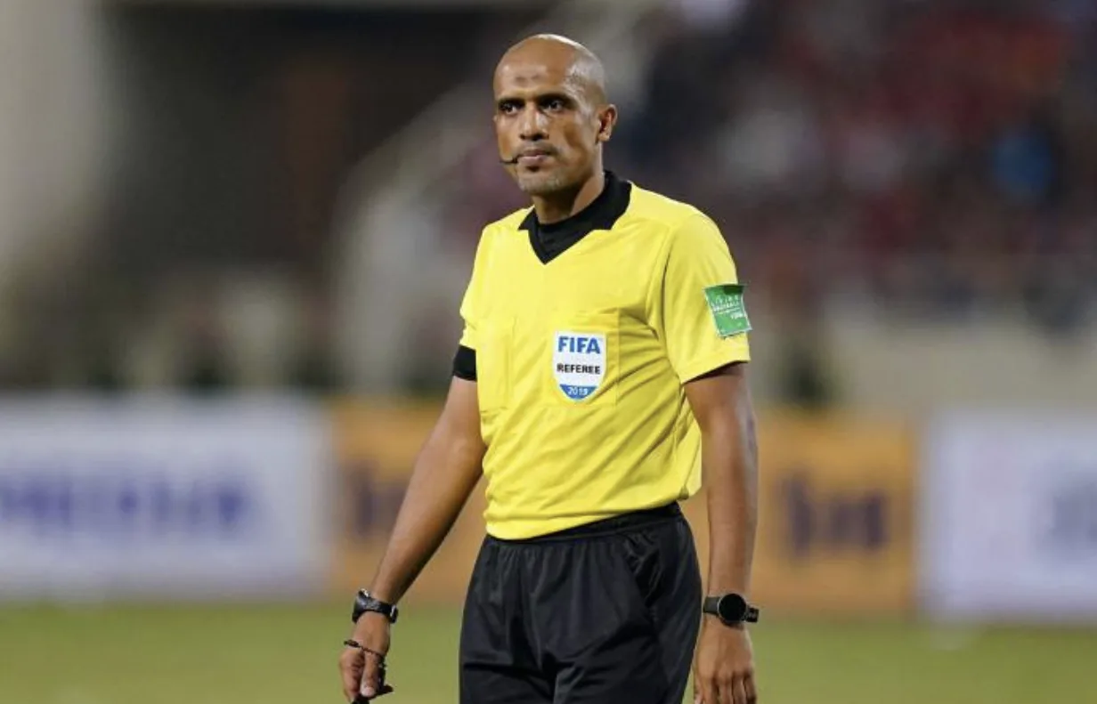 Kritik Warganet Membanjir, Wasit Ahmed Al Kaf Dianggap Rampok Kemenangan Timnas Indonesia