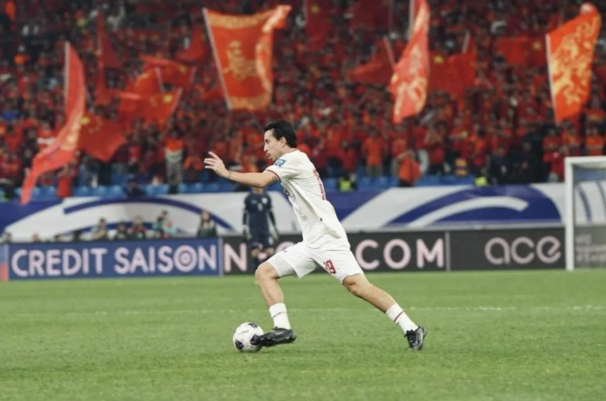 Pujian dan Kritikan Media Belanda Usai Timnas Indonesia Dibungkam China: Soal Gol Cantik Thom Haye hingga Mimpi Garuda ke Piala Dunia