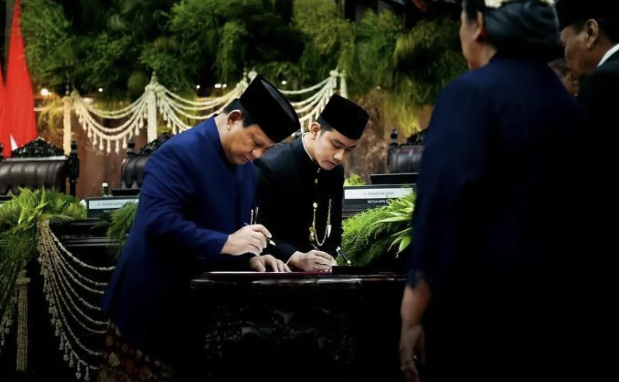 Mengenal Wajah Lama di Kabinet Prabowo, Ada yang Seusia Gibran
