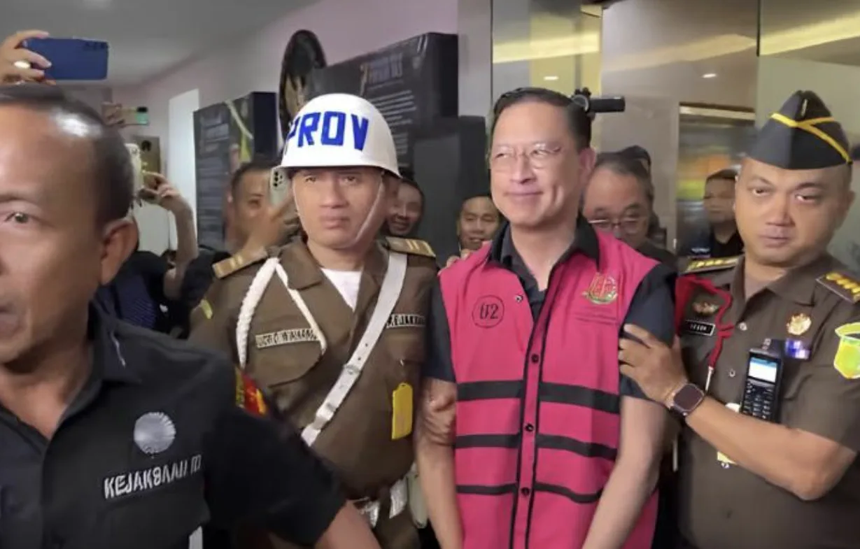 Senyum Tom Lembong Saat Ditetapkan Tersangka Kasus Korupsi Impor Gula, Ini Perjalanan Kariernya di Pemerintahan RI