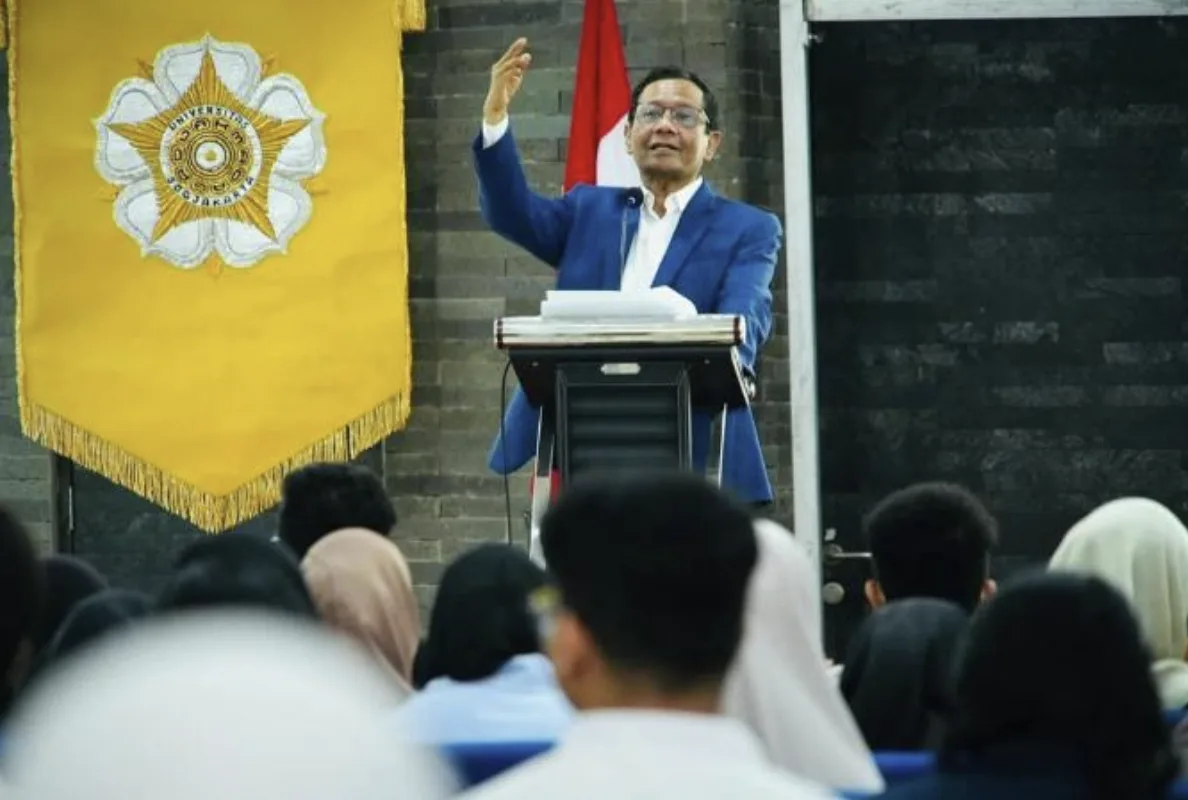 Kabinet Merah Putih Disorot, Mahfud MD Sampaikan 3 Catatan Soal Pemerintahan Prabowo