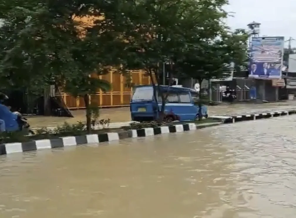 Banjir Samarinda Meluas, Ribuan Warga Terdampak dan Ratusan Rumah Terendam