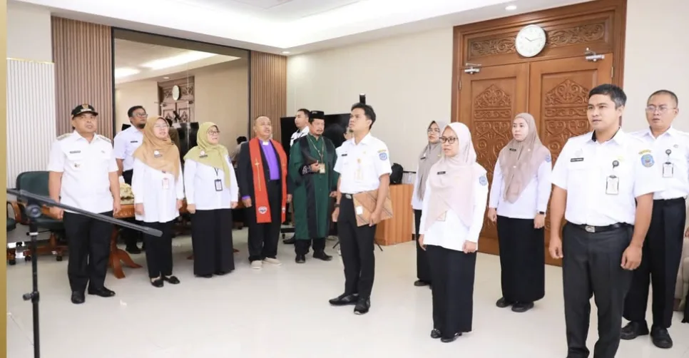 Lantik 6 Pejabat Fungsional Baru, Wali Kota Neni Tekankan Integritas dan Tolak KKN