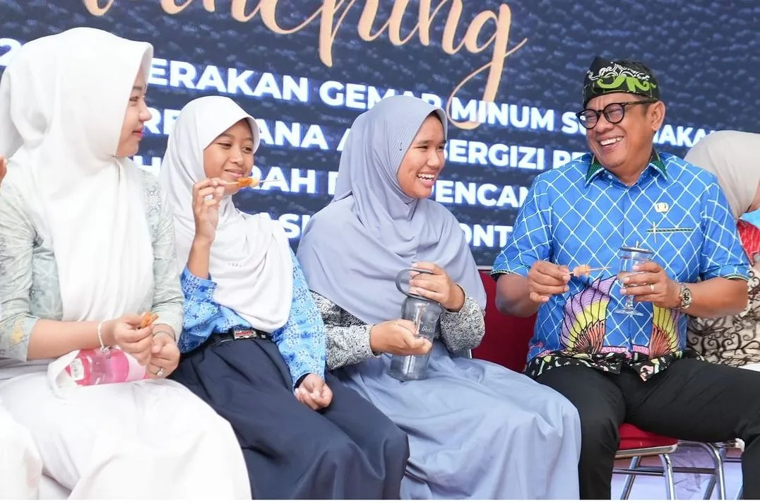 Basri Rase Ikuti Peluncuran Go To School B2SA dan Pencanangan Kampung Literasi