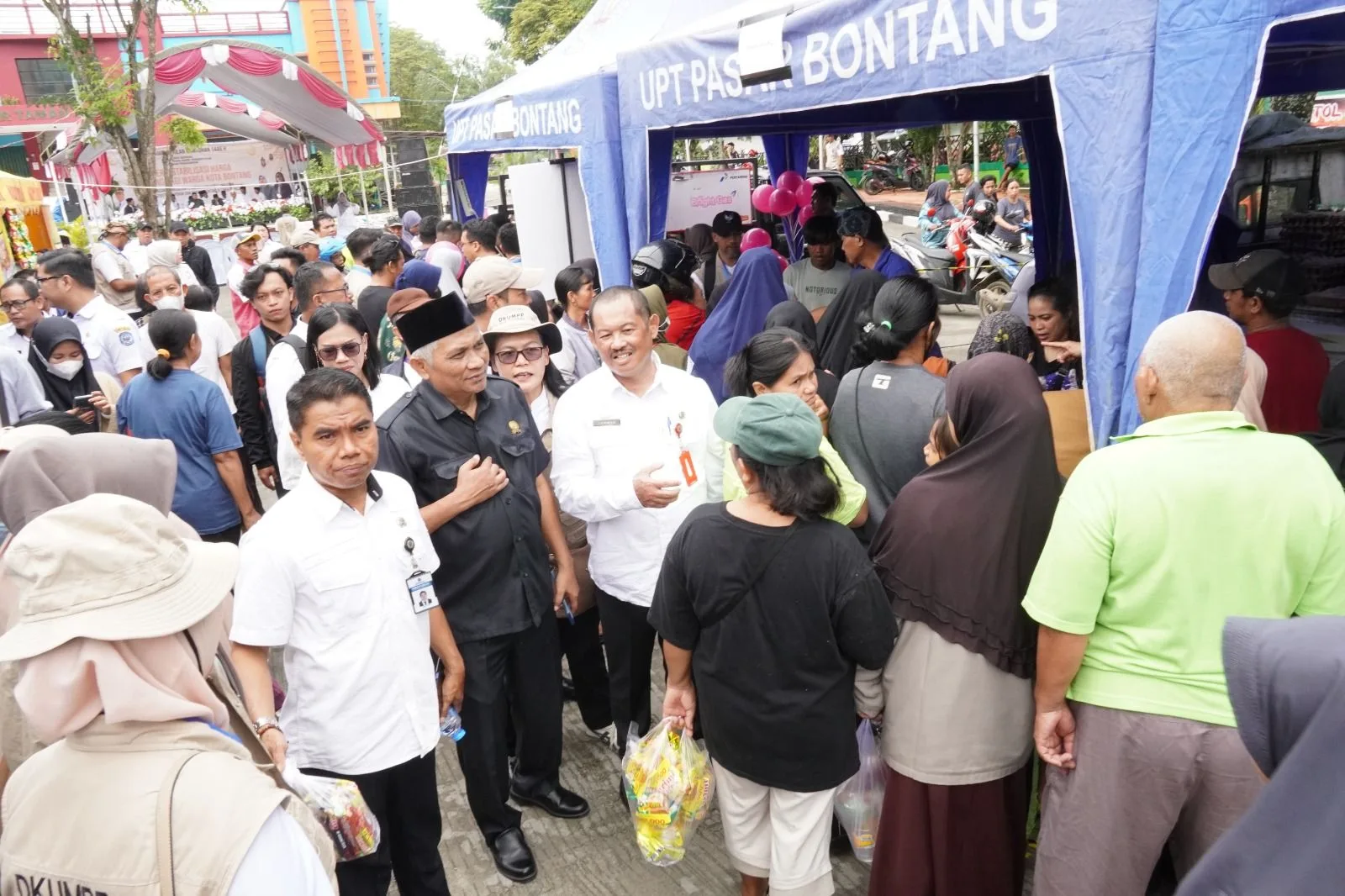 Pemkot Bontang Gelar Pasar Murah, Bantu Dagang Hadirkan Sembako Terjangkau Sambut Ramadan