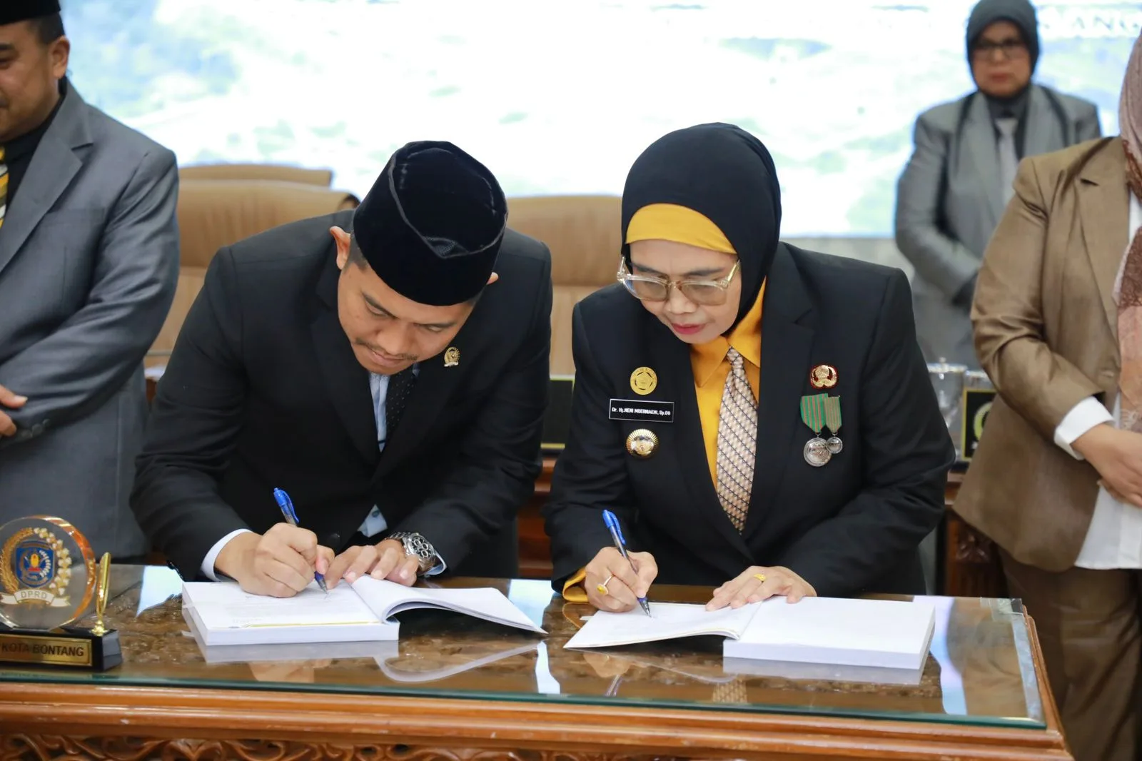 Atasi Banjir Jadi Prioritas, Wali Kota dan DPRD Bontang Teken KUA PPAS 2026