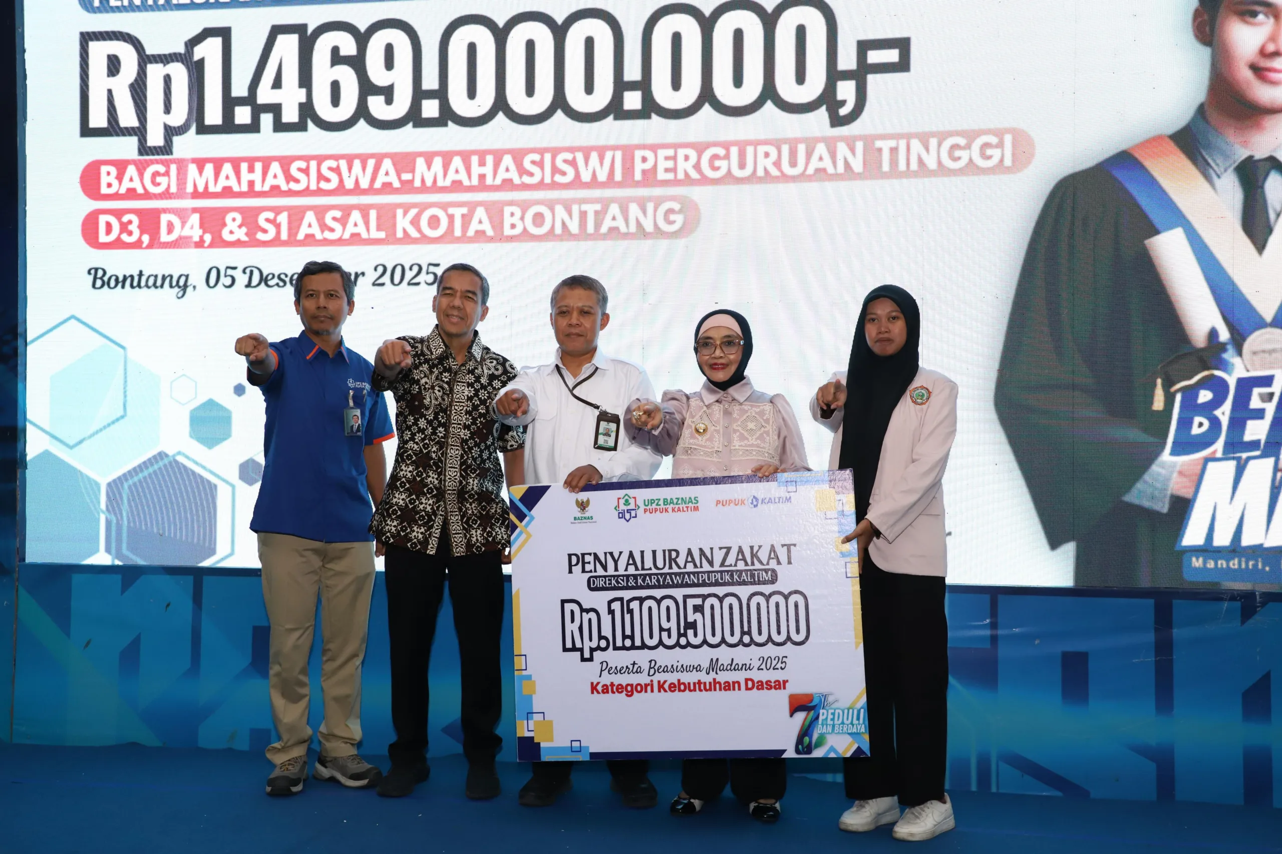 Potensi Zakat Tembus Rp 8 Miliar, Neni Apresiasi Penyaluran Beasiswa Madani Pupuk Kaltim untuk 317 Mahasiswa