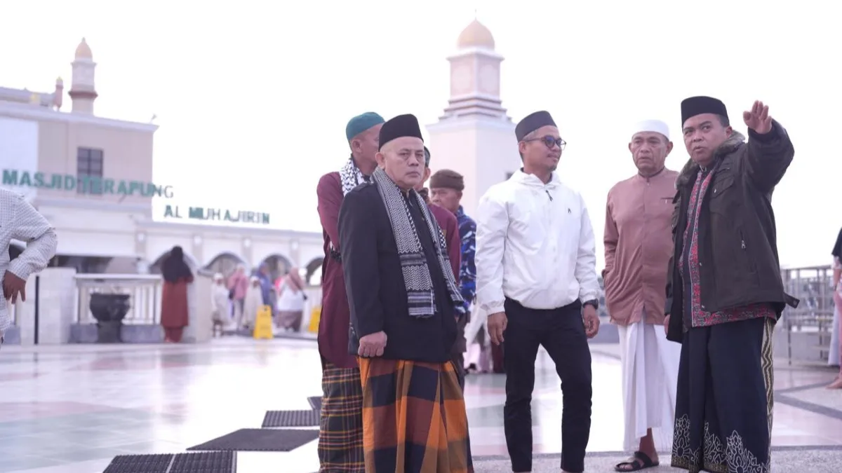 Safari Subuh di Masjid Terapung Loktuan, Wawali Bontang Serap Aspirasi hingga Bahas Insentif Agama