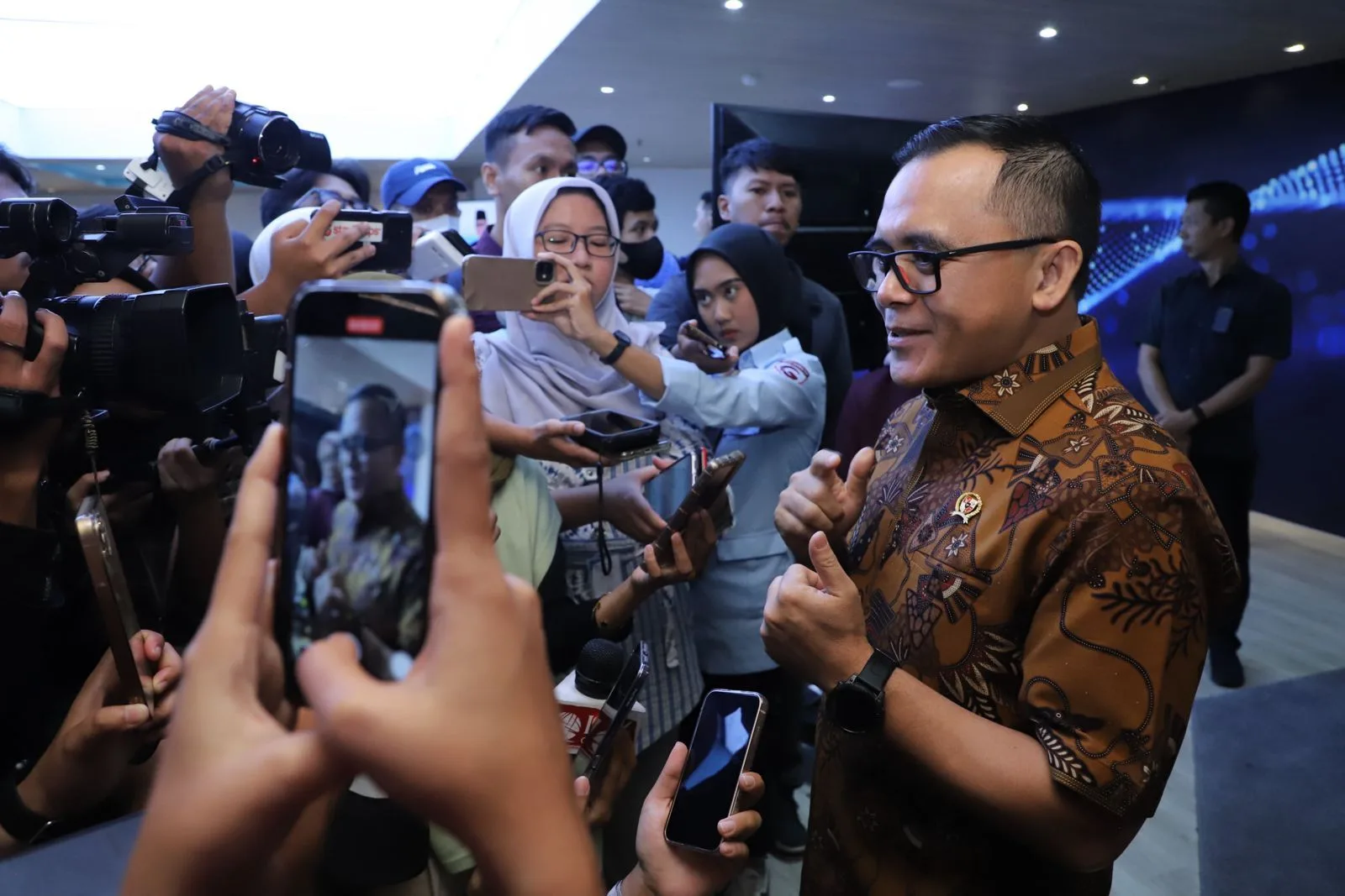 Kabar Gembira, Menpan RB Siapkan Formasi ASN Khusus Putra Putri Kalimantan untuk IKN