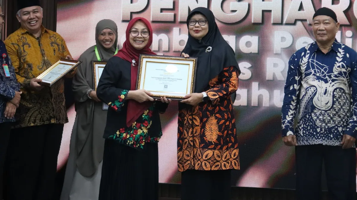 SMP Negeri 9 Bontang Raih Penghargaan sebagai Lembaga Perlindungan Khusus Ramah Anak Madya dari Kementerian PPPA