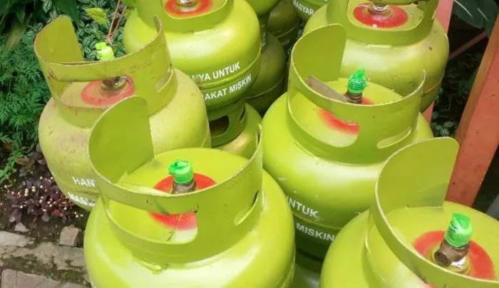 Bahlil Lahadalia Atur UMKM, Wajib Punya NIB untuk Beli LPG 3 Kg Bersubsidi