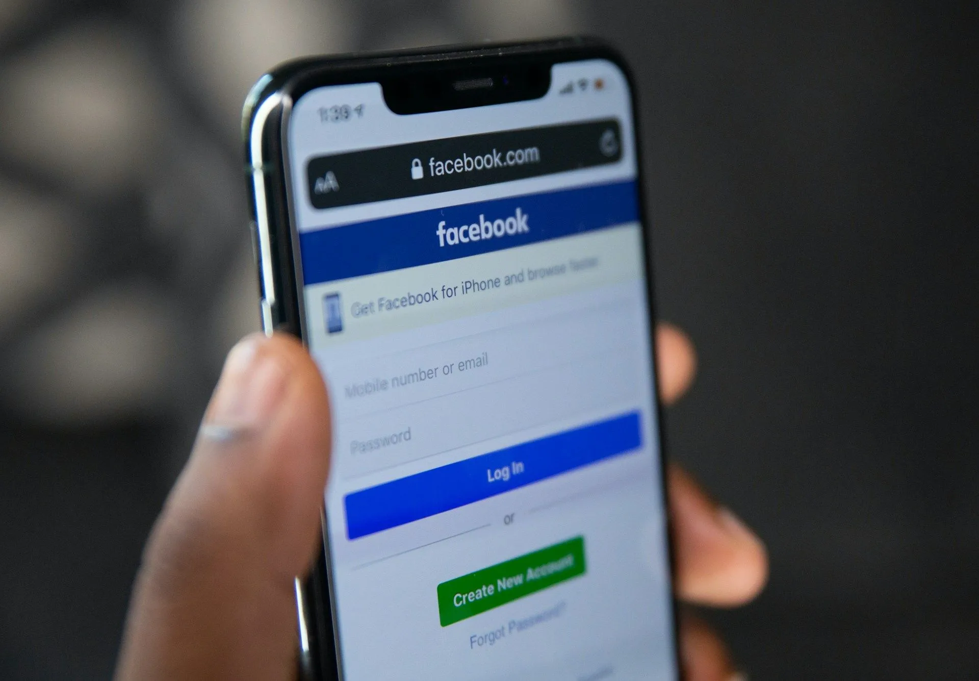 Panduan Lengkap Cara Menghapus Akun Facebook Anda secara Permanen