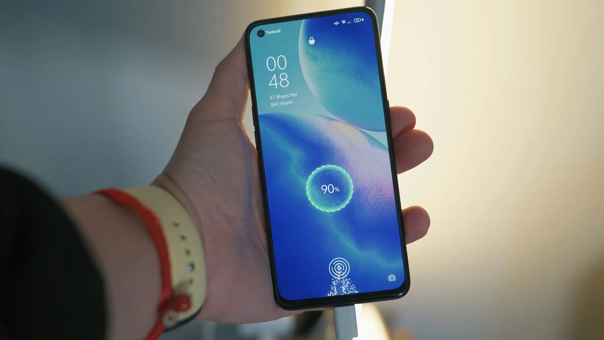 Apakah Fast Charging Merusak Baterai Ponsel Anda? Ini Penjelasannya