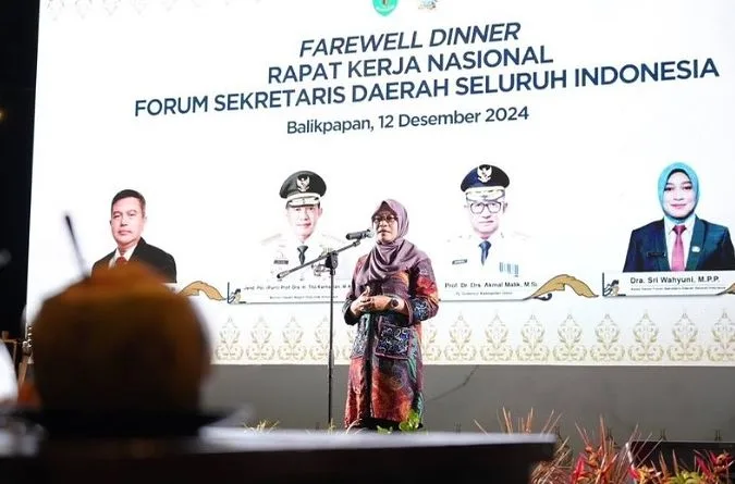 Tutup Rakernas Forsesdasi, Sekdaprov Kaltim: Tenaga Non-ASN Dapat Jaminan Tetap Bekerja selama Transisi ke PPPK