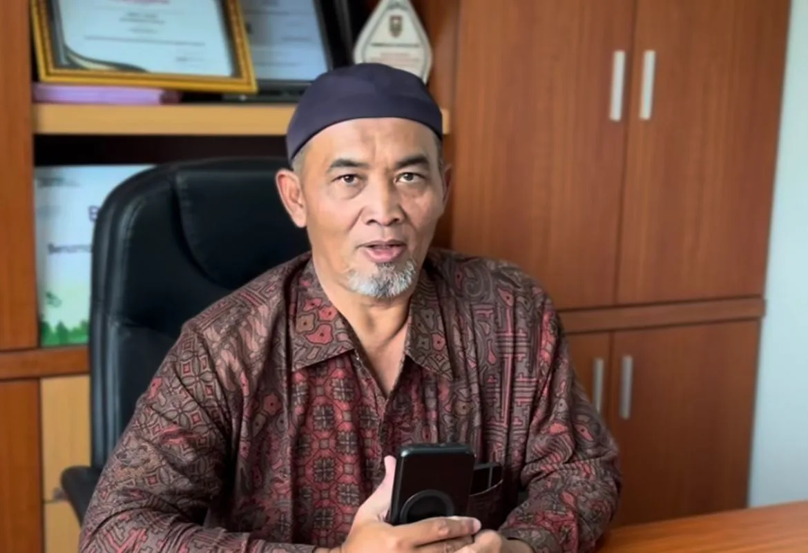 Viral! Kades Wunut Bagikan THR Rp457 Juta ke Seluruh Warga, Ini Sumber Dananya