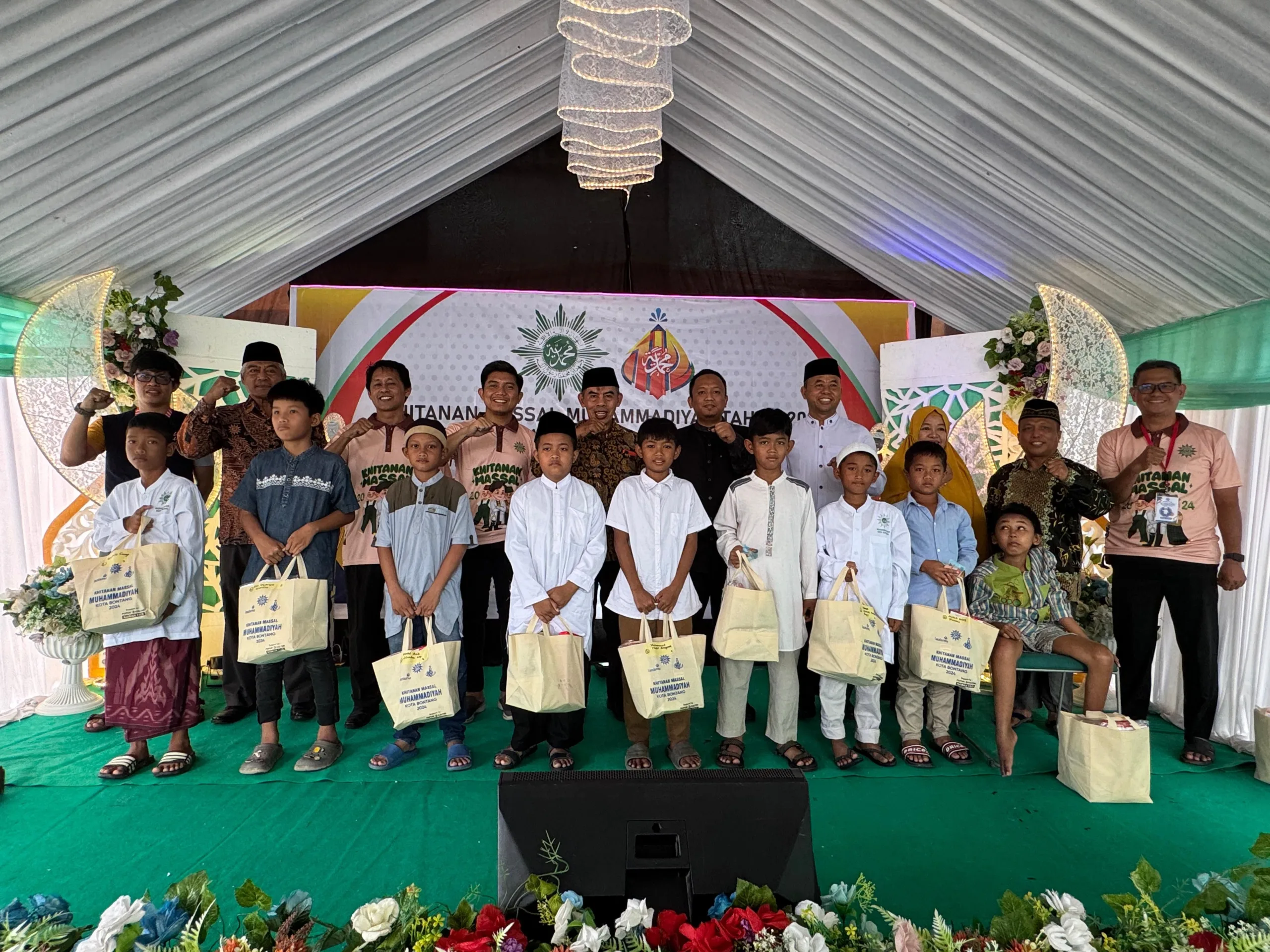 Menghadirkan Kemakmuran untuk Semua, Khitanan Massal PDM Bontang Diikuti Beragam Kalangan