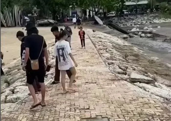 Viral! Aplikasi Koin Jagat yang Janjikan Uang Tunai, Tapi Rusak Fasilitas Publik
