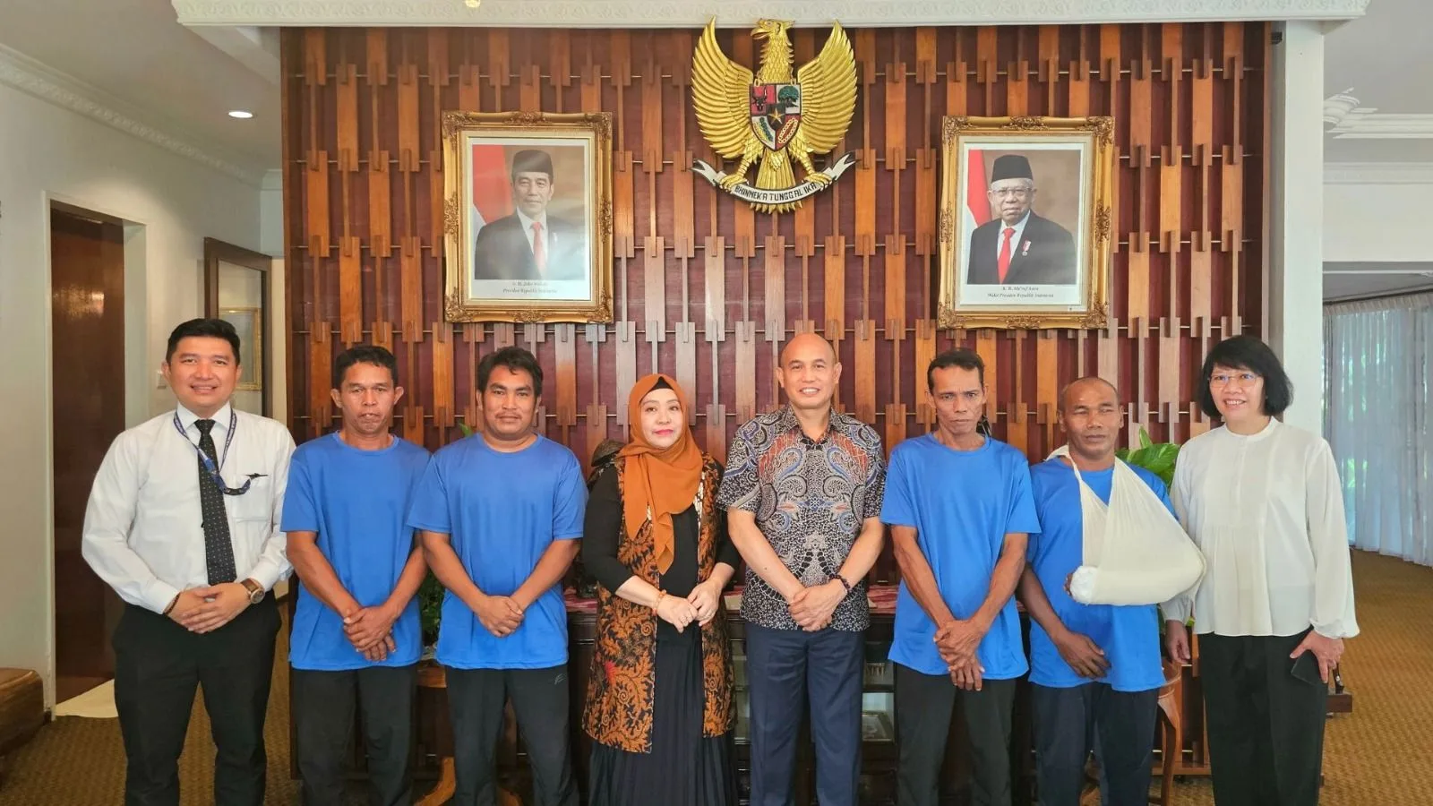 Dramatis! 5 Nelayan Langkat Selamat Usai 10 Jam Terombang-ambing di Selat Malaka