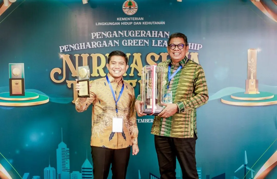 Wali Kota Bontang dan Ketua DPRD Raih Penghargaan Green Leadership Nirwasita Tantra 2023