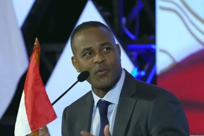 Patrick Kluivert Resmi Latih Garuda: Harapan Tinggi dan Rekam Jejak dari Timnas Curacao