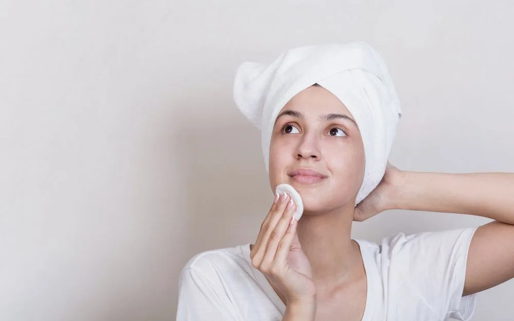 4 Produk Skincare Wajib untuk Penderita Rosacea, Tips Menghilangkan Gatal dan Meredakan Kemerahan di Wajah