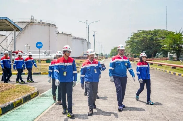 Geger Dugaan Pertamax Oplosan, Dirut Pertamina Patra Niaga Tersangka Korupsi, BPKN Geram, Pedagang Kecil Curhat!