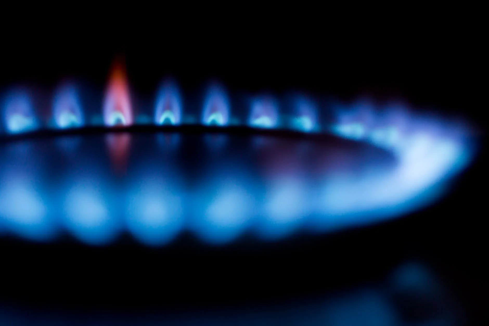 Gas LPG 3 Kg Tak Tepat Sasaran, Menteri ESDM Bahlil Rancang Badan Pengawas Khusus