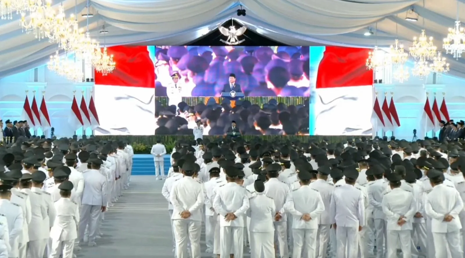 Prabowo Saat Lantik 961 Pimpinan Daerah: Demokrasi Kita Hidup, Berjalan, Dinamis
