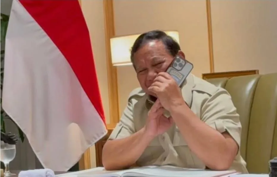Presiden Prabowo Terima Telepon 15 Menit dari Donald Trump, Seskab Teddy Ungkap Isi Pembicaraan