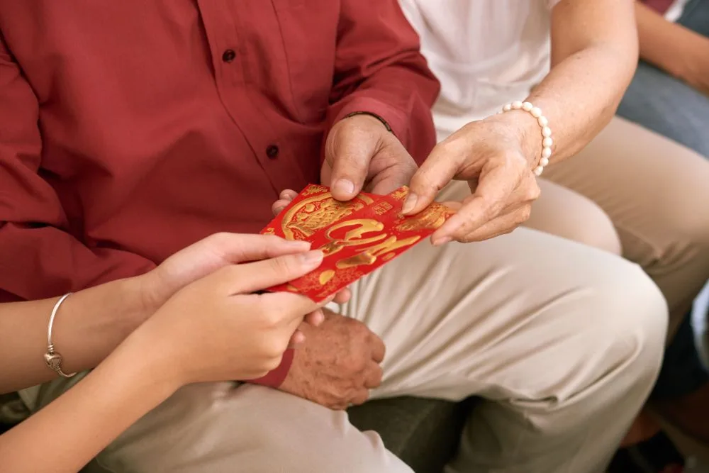 Besok Tahun Baru Imlek, Kenali Aturan Bagi-bagi Angpau