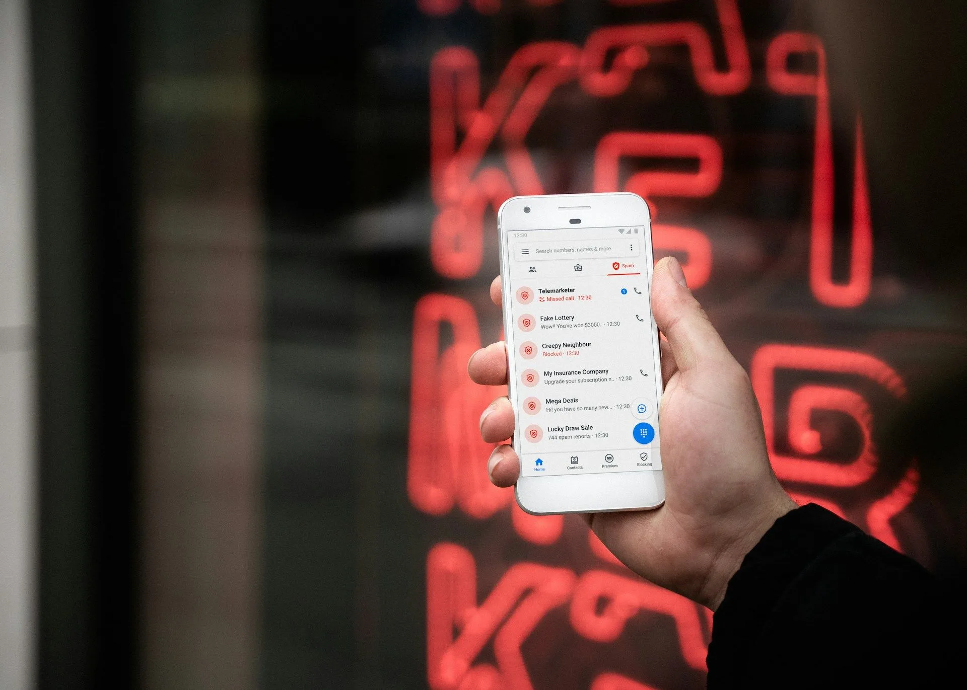 Cara Ampuh Blokir Panggilan Spam di iPhone dan Android: Tips Terbaru 2025