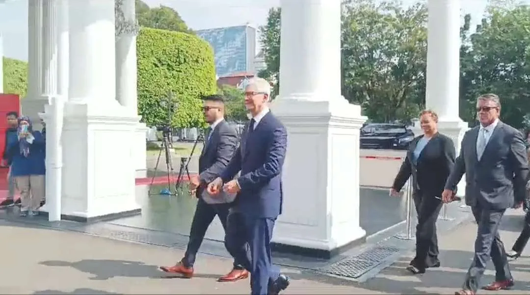 CEO Apple Tim Cook Temui Jokowi di Istana Negara, Bahas TKDN dan Investasi di Indonesia
