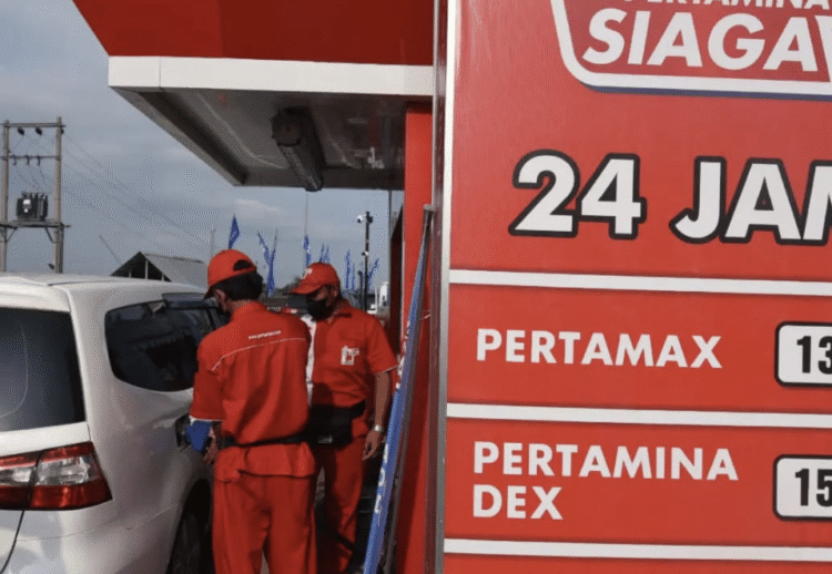 Kasus Dirut Pertamina Oplos Pertamax.