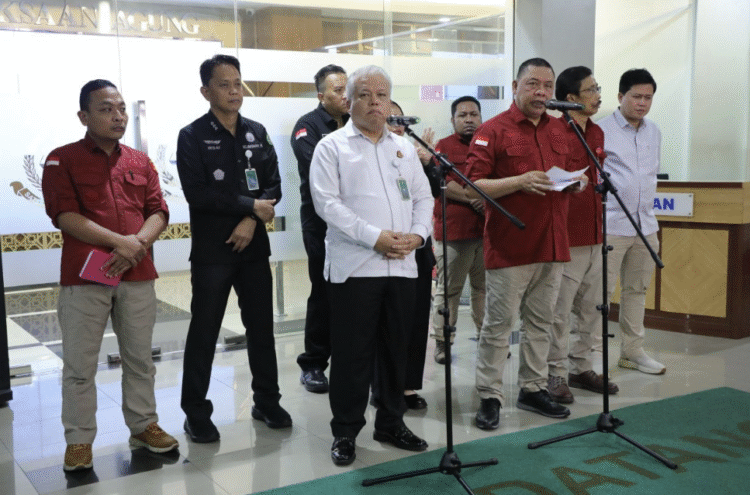 Keterangan Pers yang disampaikan Kejagung soal Korupsi Pertamina Patra Niaga.