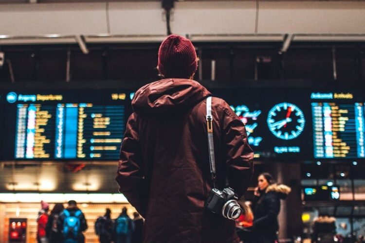 Tren #KaburAjaDulu yang viral, pemerintah tak melarang asal punya skill.