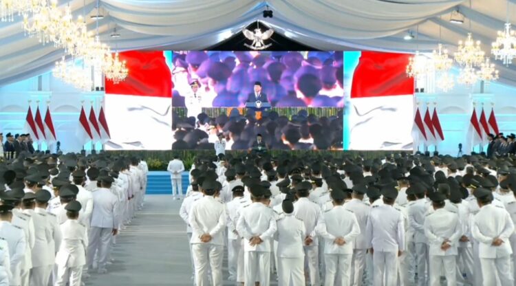 Presiden RI Prabowo Subianto mengatakan digelarnya pelantikan 961 pimpinan daerah secara serentak di Istana Merdeka Jakarta hari ini, Kamis 20 Februari 2025.