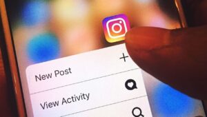 Ilustrasi Instagram diisukan sedang membuat aplikasi versi iPad.