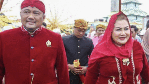Sidang korupsi Mbak Ita dan Alwin Basri di Semarang.