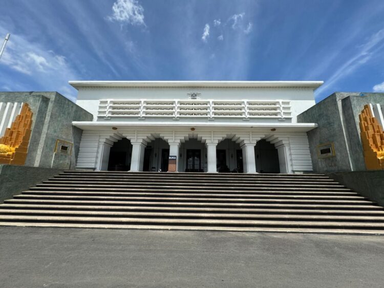 Tampak depan Museum Mulawarman, Tenggarong.