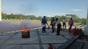 Pegawai Setda Bontang mengikuti Sosialisasi Pencegahan dan Penanganan Kebakaran.