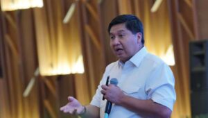 Pemerintahan Prabowo, lewat Menteri PKP Maruarar Sirait, harus memikul suara para korban Meikarta yang menanti kejelasan dan penyelesaian kasus ini.