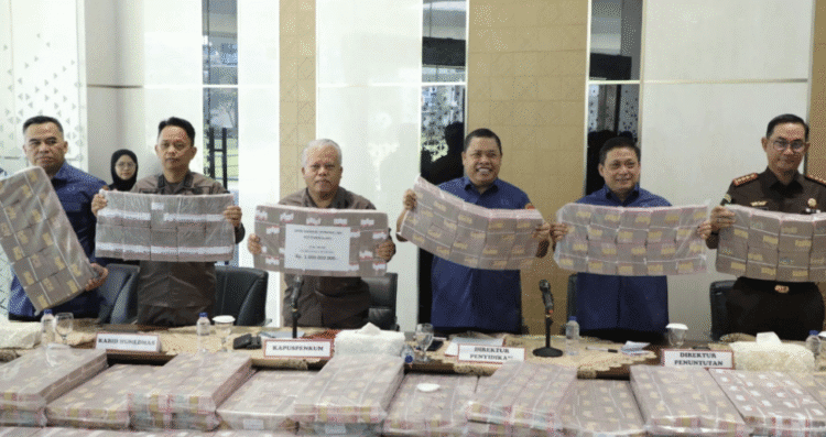 Kejagung menyita uang senilai lebih dari Rp11 triliun dalam lanjutan kasus dugaan korupsi pemberian fasilitas CPO.